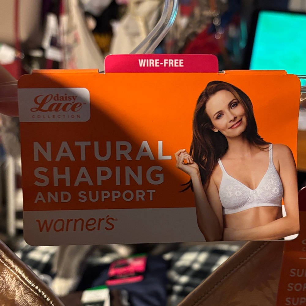 Warner's Daisy Lace Wire-Free Bra - Cream